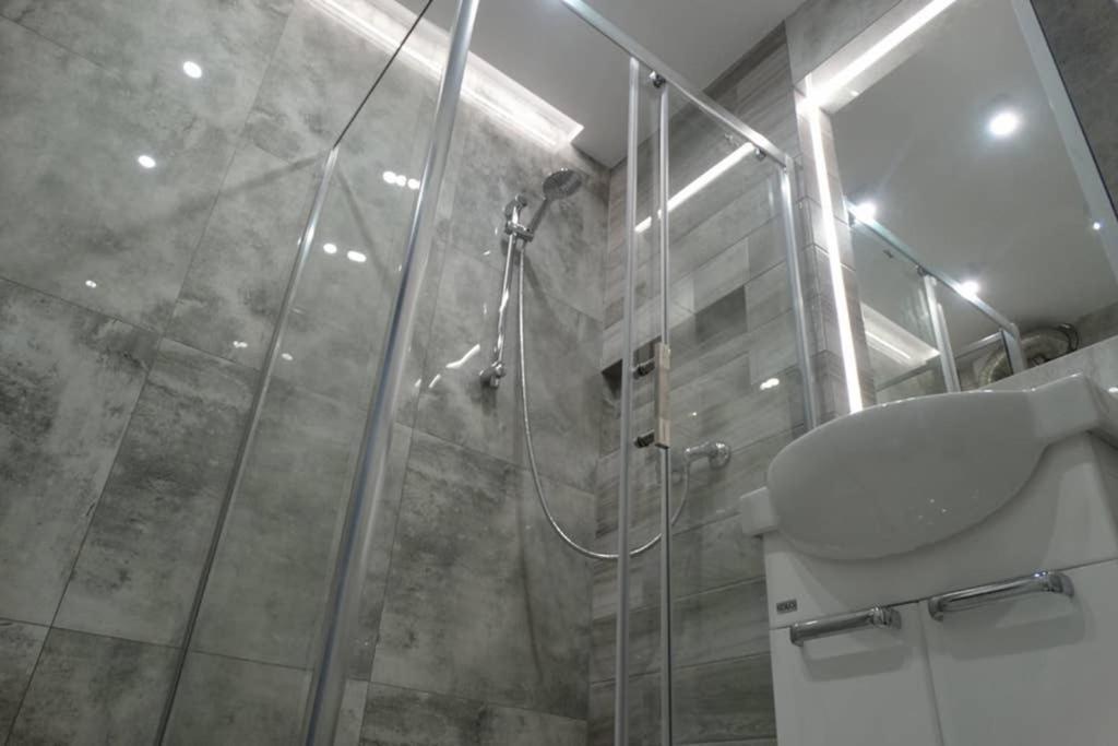 Apartament Lucy - Scisle Centrum Czestochowy Częstochowa Exteriör bild