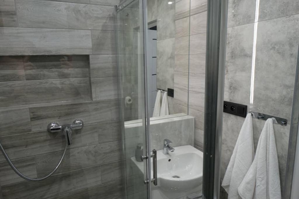 Apartament Lucy - Scisle Centrum Czestochowy Częstochowa Exteriör bild