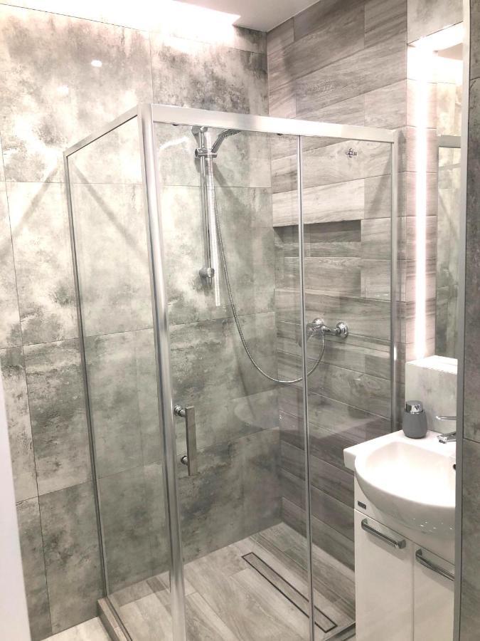 Apartament Lucy - Scisle Centrum Czestochowy Częstochowa Exteriör bild